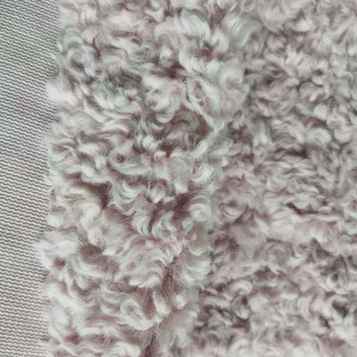 Tissus tricotés en fourrure fausse tissus tricotés pour femmes avec 100% de polyester
