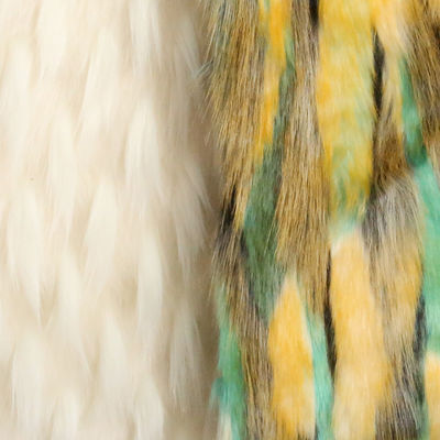Des manteaux d'hiver en peluche avec de la faux fourrure 100% acrylique