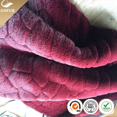 Vente au détail de fourrure artificielle tricotée avec polyester / acrylique
