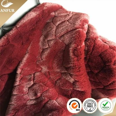 Vente au détail de fourrure artificielle tricotée avec polyester / acrylique
