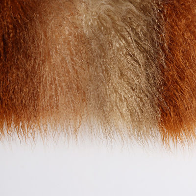 Tissu de fourrure fausse à pile longue et bouclée pour manteau et coussins d'hiver de n'importe quelle couleur PANTONE