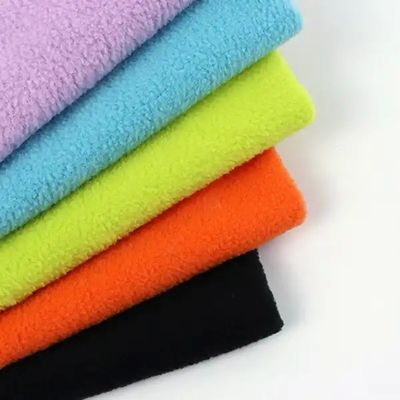 Tissu de laine polaire imprimé sur mesure doux et chaud 150D/144F Fabriqué à partir de matériaux recyclés