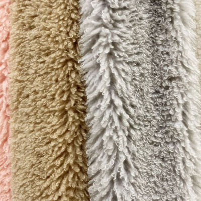 Tissu polyester artificiel polyvalent à 100% pour vêtements de toutes les couleurs