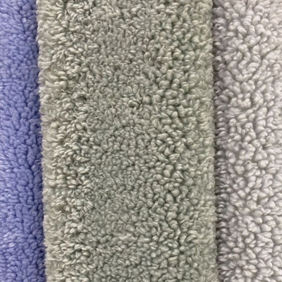Tissu polyester artificiel polyvalent à 100% pour vêtements de toutes les couleurs