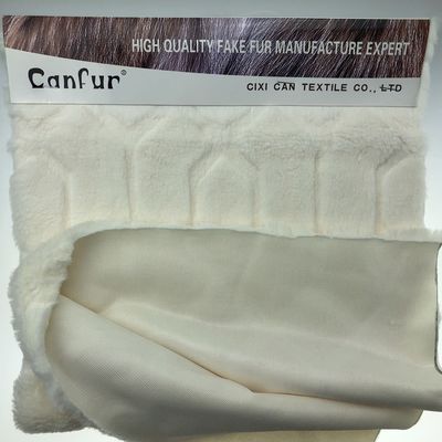 Peau de lapin découpée imprimée Plush 1000 mètres 15-25 jours Livraison 58/60" Largeur de CANFUR CN