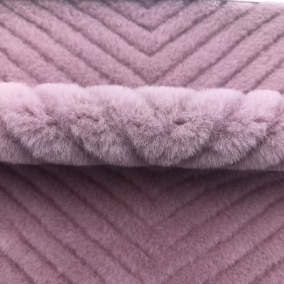 Design Plush Back Matériau 100% polyester teinture de fourrure de lapin pour vêtement