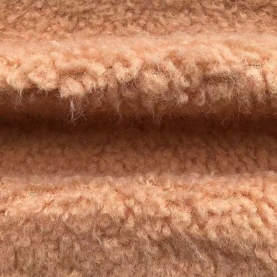 Résistant aux taches 100% polyester Particules personnalisées manteau en laine d'agneau pour tissu féminin