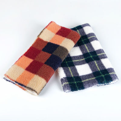 100% polyester personnalisé Impression Faux Teddy fourrure Tissu Yard échantillons gratuits Faux fourrure d'agneau