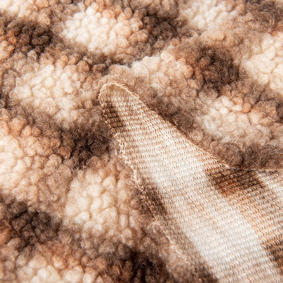 100% polyester personnalisé Impression Faux Teddy fourrure Tissu Yard échantillons gratuits Faux fourrure d'agneau