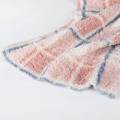 100% polyester personnalisé Impression Faux Teddy fourrure Tissu Yard échantillons gratuits Faux fourrure d'agneau