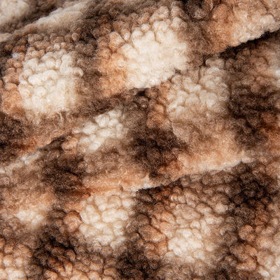 100% polyester personnalisé Impression Faux Teddy fourrure Tissu Yard échantillons gratuits Faux fourrure d'agneau