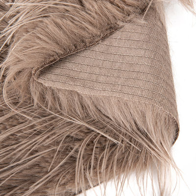 Beaux chapeaux et 100% polyester de laine longue tissée fourrure de raton laveur pour les vêtements