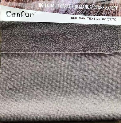 100% polyester blanc contrefait en tissu de fourrure en peluche Sherpa pour les accessoires d'hiver