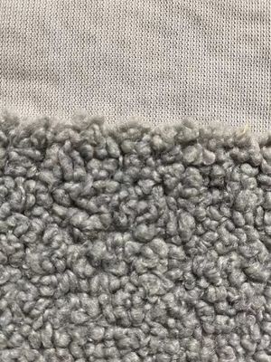 Largeur personnalisée en tricot 100% polyester à face simple Tissu Teddy pour vêtements jouet