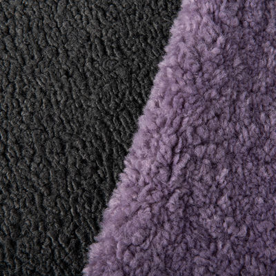 Conception populaire Hometextile SOLIDS motif Tissu en suède de polyester pour vêtements et canapés