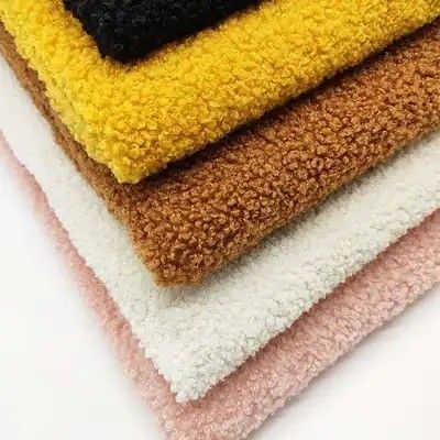 Matériau de façade 100% polyester en tissu de sherpa recyclé durable pour le textile domestique