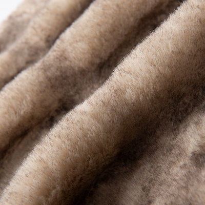 Tissu épais pour textile domestique teint de faux fourrure de lapin 100% polyester élastique