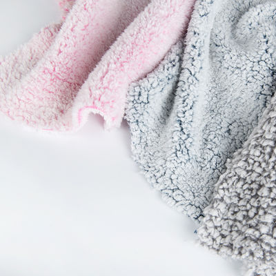 100% polyester tissé en peluche pour vos besoins