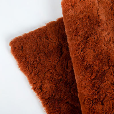 Tissu de fourrure de lapin faux pour manteau 100% polyester 80S × 80S
