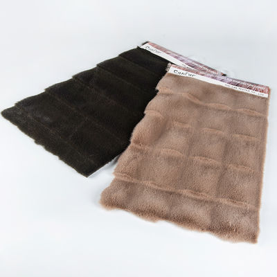 Tissu de fourrure de lapin faux pour manteau 100% polyester 80S × 80S