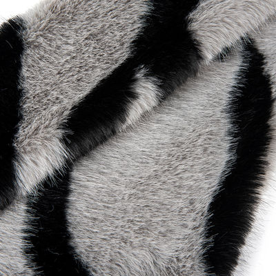 Vêtements en peluche pour femmes, en tissu, en fourrure longue, en fourrure jaquard, en fourrure fausse, pour une densité artificielle