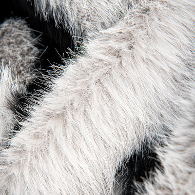 Vêtements en peluche pour femmes, en tissu, en fourrure longue, en fourrure jaquard, en fourrure fausse, pour une densité artificielle