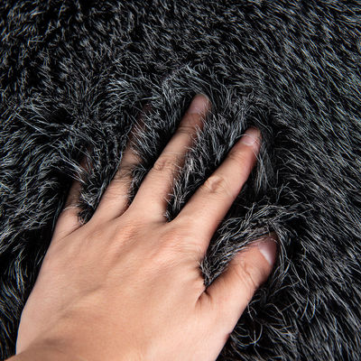 Tissu de fourrure à pile longue pour la personnalisation de vêtements avec 100% de matériau en peluche arcylique