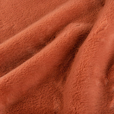 Tissu de fourrure de lapin tricoté pour des vêtements confortables et à la mode
