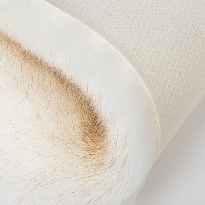 100%polyester Tissu tissé tricoté de fourrure fausse douce avec un poids élevé et des cheveux longs