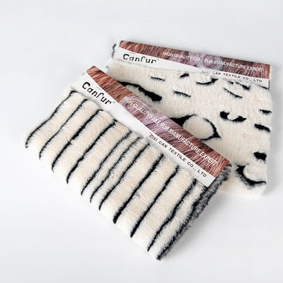 FDY Impression pour les vêtements Fabrication de 100 polyester Sherpa Faux Fur Warp Suede Type de tissu