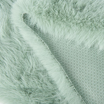 Tissu en tricot à l'aide d'un support 100% polyester à longue pile en fourrure fausse pour les clients finaux