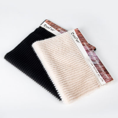 Tissu de fourrure courte douce et fausse largeur de manteau 58/60 modèle solide technologie avancée