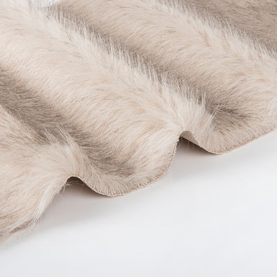 Longueur de pile 70-80 mm Cheveux acryliques à pointe de teinture Tissu de fourrure synthétique pour manteau d'hiver